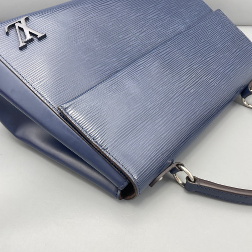 Louis Vuitton Cluny Mm Epi Blue