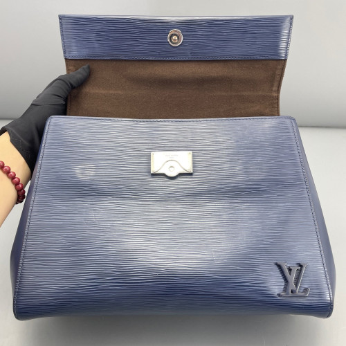 Louis Vuitton Cluny Mm Epi Blue