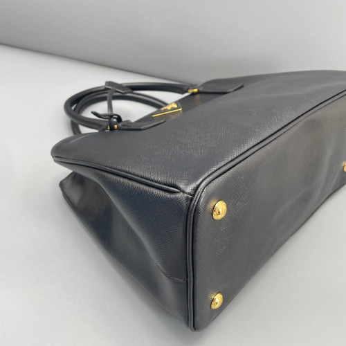 Prada Medium Galleria Double Zip Tote Saffiano Calfskin Black