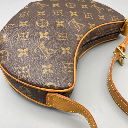 Louis Vuitton Croissant PM Monogram Brown