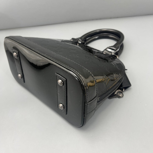 Louis Vuitton Alma BB Vernis Black