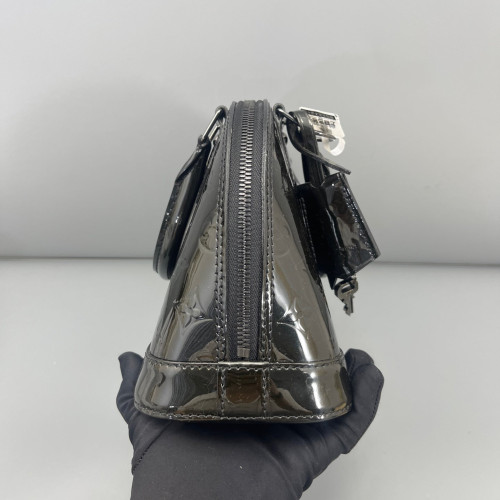 Louis Vuitton Alma BB Vernis Black