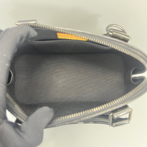 Louis Vuitton Alma BB Vernis Black
