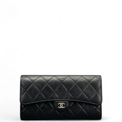 Chanel Quilted Yen Wallet Lambskin Black Chanel Quilted Yen Wallet Lambskin Black