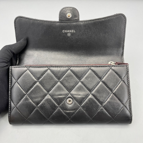 Chanel Quilted Yen Wallet Lambskin Black Chanel Quilted Yen Wallet Lambskin Black