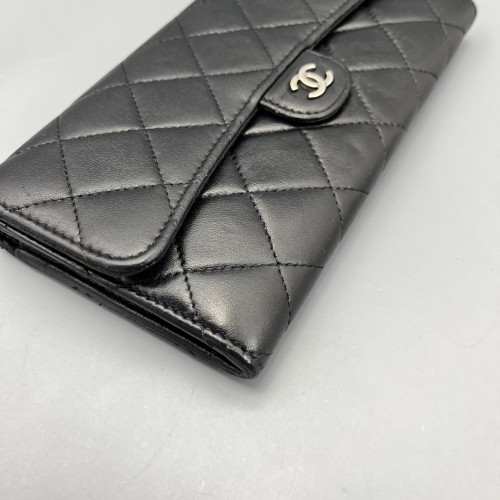 Chanel Quilted Yen Wallet Lambskin Black Chanel Quilted Yen Wallet Lambskin Black