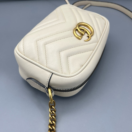 Gucci Chevron Small GG Marmont Chain Shoulder Bag Calfskin White Gold