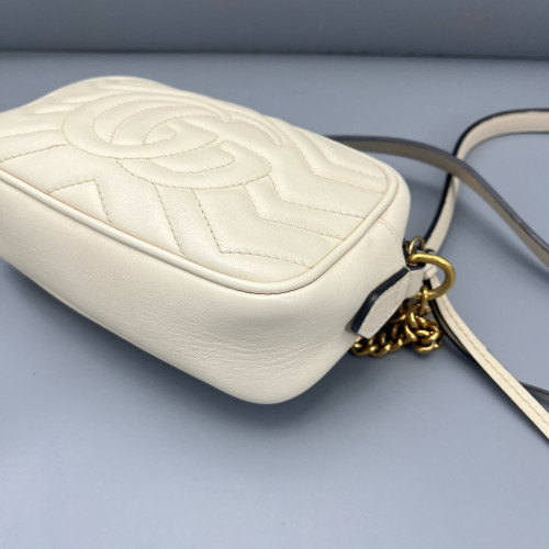 Gucci Chevron Small GG Marmont Chain Shoulder Bag Calfskin White Gold