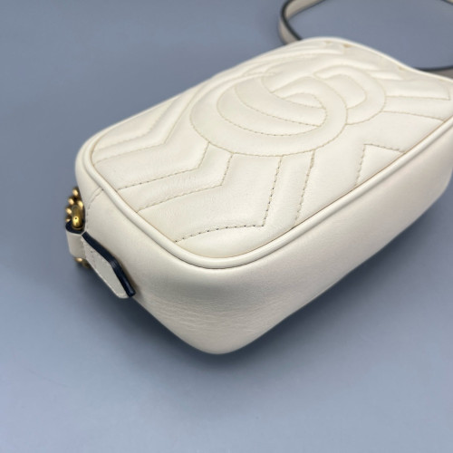 Gucci Chevron Small GG Marmont Chain Shoulder Bag Calfskin White Gold