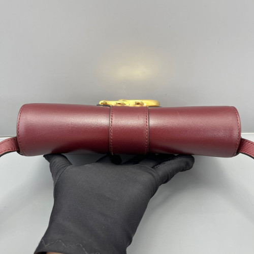 Gucci Small Arli Flap Shoulder Bag Calfskin Burgundy Gucci Small Arli Flap Shoulder Bag Calfskin Burgundy