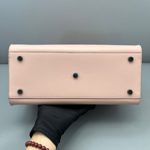 Yves Saint Laurent Small Sac De Jour Smooth Calfskin Pink Yves Saint Laurent Small Sac De Jour Smooth Calfskin Pink