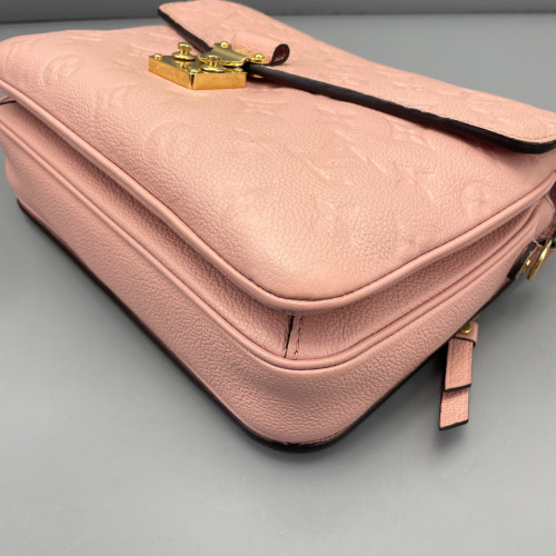 Louis Vuitton Pochette Metis Monogram Empreinte Pink Louis Vuitton Pochette Metis Monogram Empreinte Pink