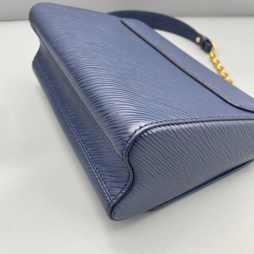 Louis Vuitton Twist MM Epi Blue Louis Vuitton Twist MM Epi Blue