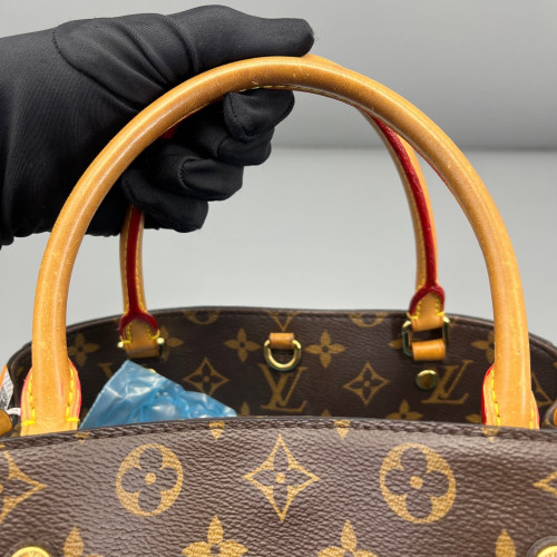 Louis Vuitton Montaigne MM Monogram Brown