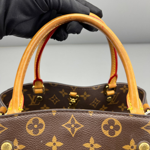Louis Vuitton Montaigne MM Monogram Brown