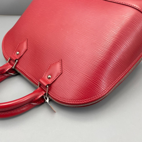 Louis Vuitton Alma PM Epi Red