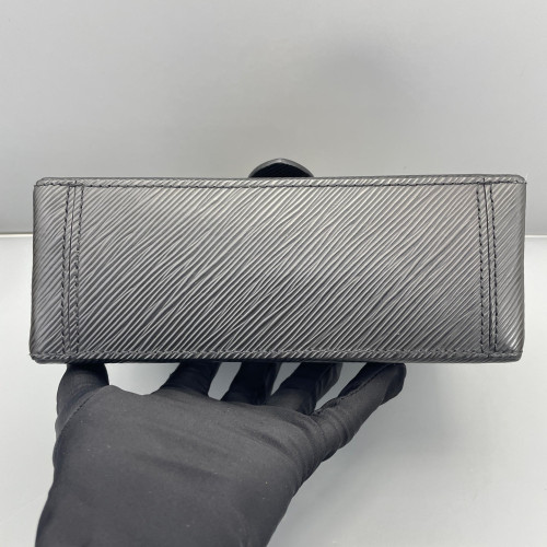 Louis Vuitton Locky BB Epi Black Louis Vuitton Locky BB Epi Black
