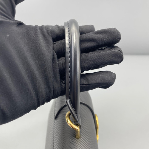 Louis Vuitton Locky BB Epi Black Louis Vuitton Locky BB Epi Black