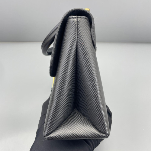 Louis Vuitton Locky BB Epi Black Louis Vuitton Locky BB Epi Black