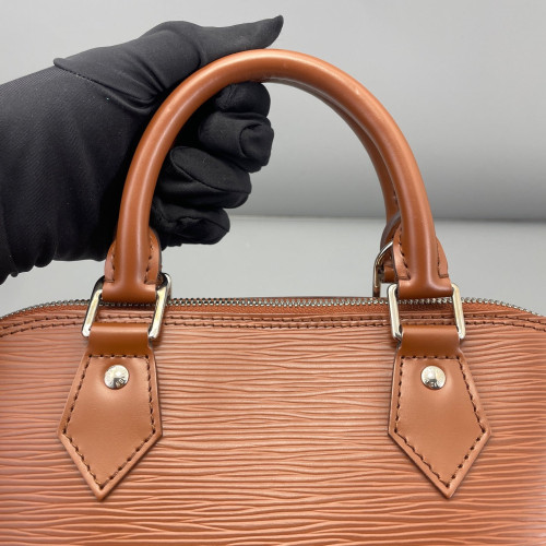 Louis Vuitton Alma MM Epi Brown