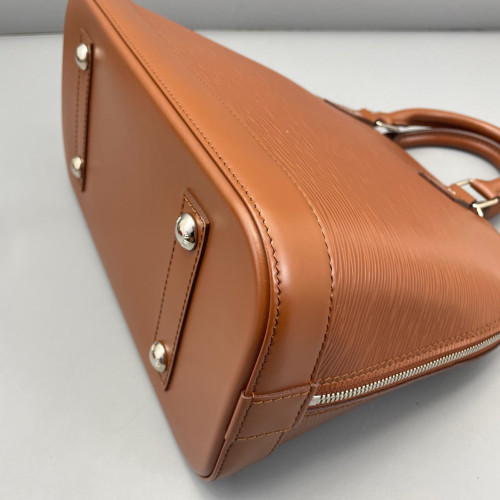 Louis Vuitton Alma MM Epi Brown