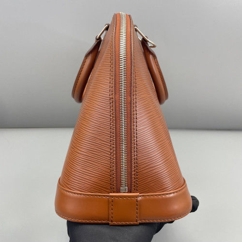 Louis Vuitton Alma MM Epi Brown