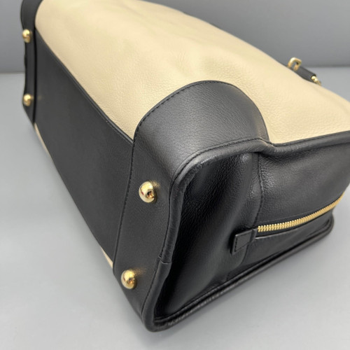 Loewe Amazona 36 Calfskin Black Beige Loewe Amazona 36 Calfskin Black Beige