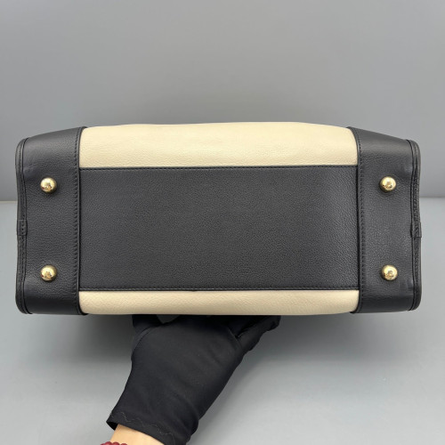 Loewe Amazona 36 Calfskin Black Beige Loewe Amazona 36 Calfskin Black Beige