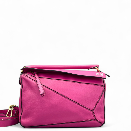 Loewe Medium Puzzle Grained Calfskin Magenta Loewe Medium Puzzle Grained Calfskin Magenta
