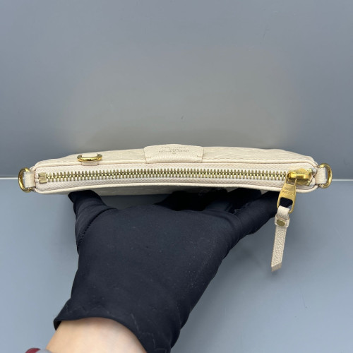 Louis Vuitton Easy Pouch On Strap Monogram Empreinte White