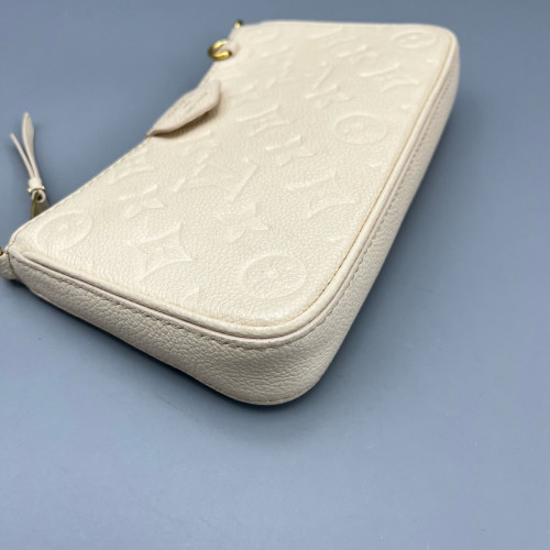 Louis Vuitton Easy Pouch On Strap Monogram Empreinte White