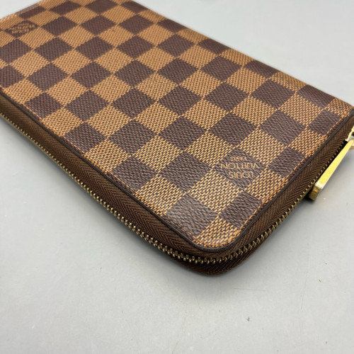 Louis Vuitton Zippy Wallet Damier Ebene Brown