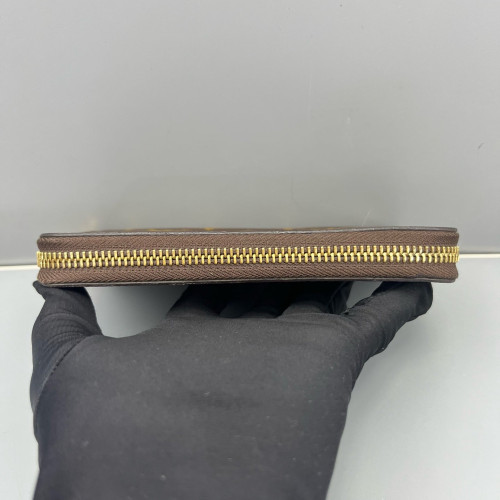 Louis Vuitton Zippy Wallet Monogram Brown