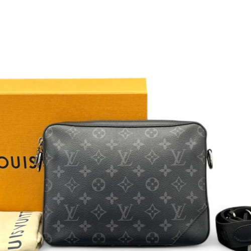 Louis Vuitton Trio Messenger Bag Monogram Eclipse Black Grey Louis Vuitton Trio Messenger Bag Monogram Eclipse Black Grey