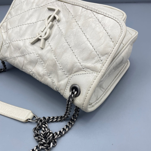 Yves Saint Laurent Baby Niki Chain Pull Up Leather White