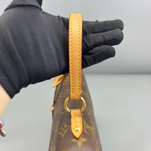 Louis Vuitton Cluny Bb Monogram Brown Louis Vuitton Cluny Bb Monogram Brown
