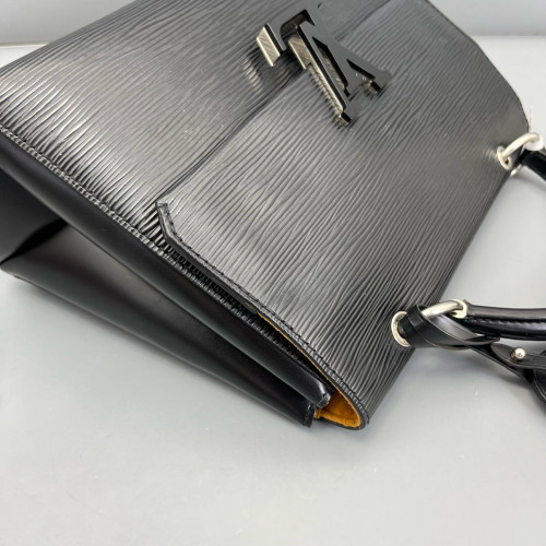 Louis Vuitton Grenelle PM Epi Black