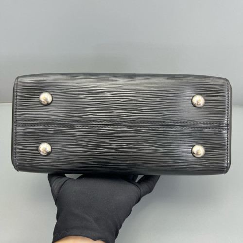Louis Vuitton Grenelle PM Epi Black