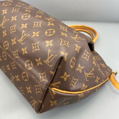 Louis Vuitton Turenne MM Monogram Brown Louis Vuitton Turenne MM Monogram Brown
