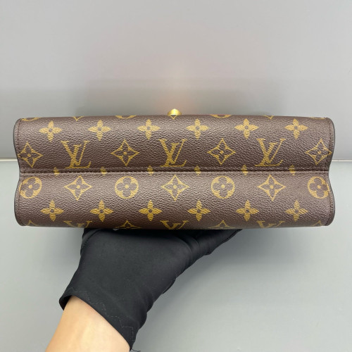 Louis Vuitton Victoire Monogram Red Brown