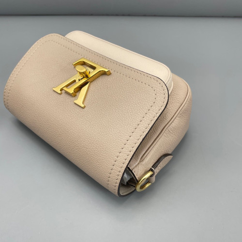 Louis Vuitton Lockme Tender Vernis White