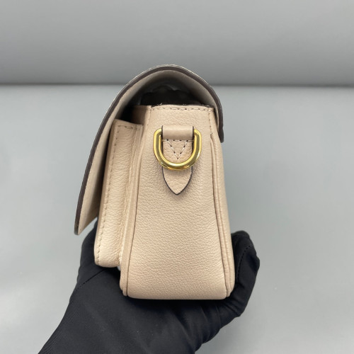 Louis Vuitton Lockme Tender Vernis White
