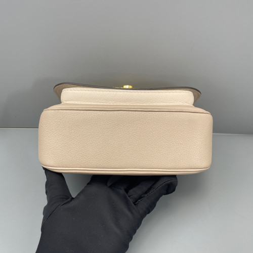Louis Vuitton Lockme Tender Vernis White