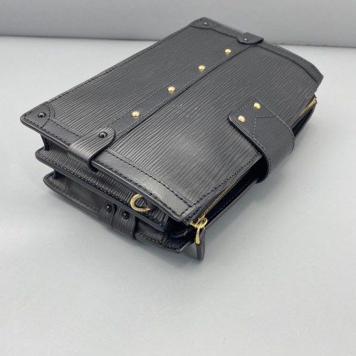 Louis Vuitton Trunk Clutch Epi Black