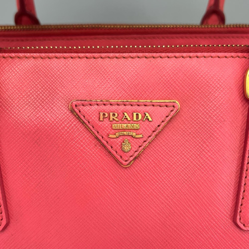 Prada Galleria Tote Saffiano Calfskin Fuchsia Prada Galleria Tote Saffiano Calfskin Fuchsia