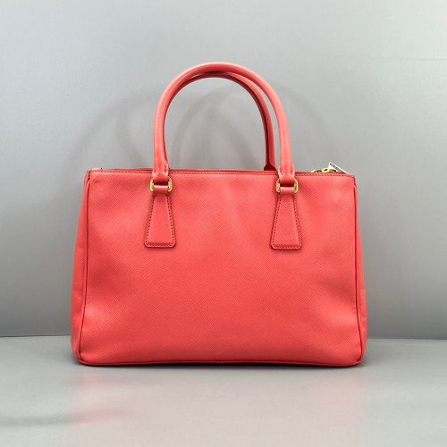 Prada Galleria Tote Saffiano Calfskin Fuchsia Prada Galleria Tote Saffiano Calfskin Fuchsia
