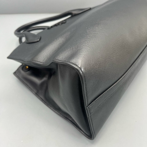 Prada Large Monochrome Tote Saffiano Calfskin Black