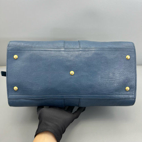 Yves Saint Laurent Medium Cabas Chyc Calfskin Blue Yves Saint Laurent Medium Cabas Chyc Calfskin Blue