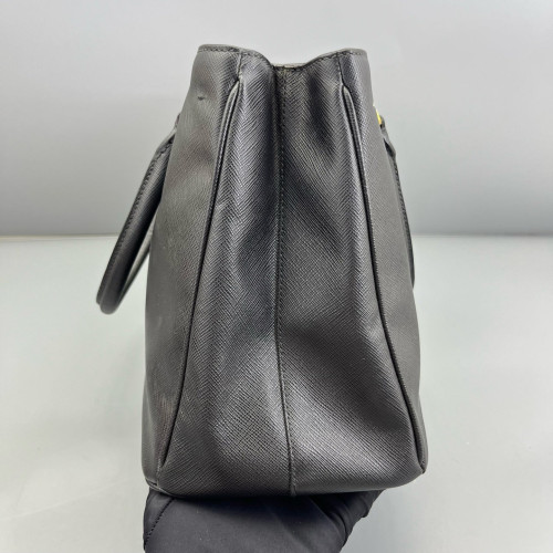 Prada Medium Galleria Double Zip Tote Saffiano Calfskin Black Prada Medium Galleria Double Zip Tote Saffiano Calfskin Black