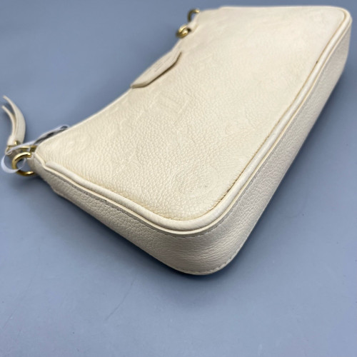Louis Vuitton Easy Pouch On Strap Monogram Empreinte White